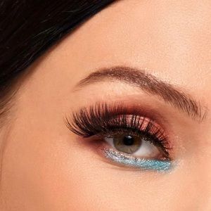 Thick Full False Eyelashes ~ Stsy Wild